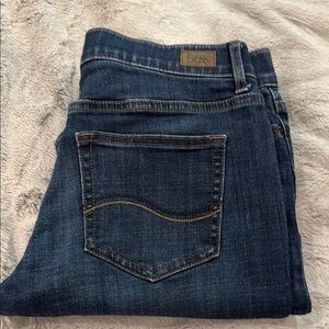 Lee Blue Classic Denim Jeans with Subtle Fading size 6